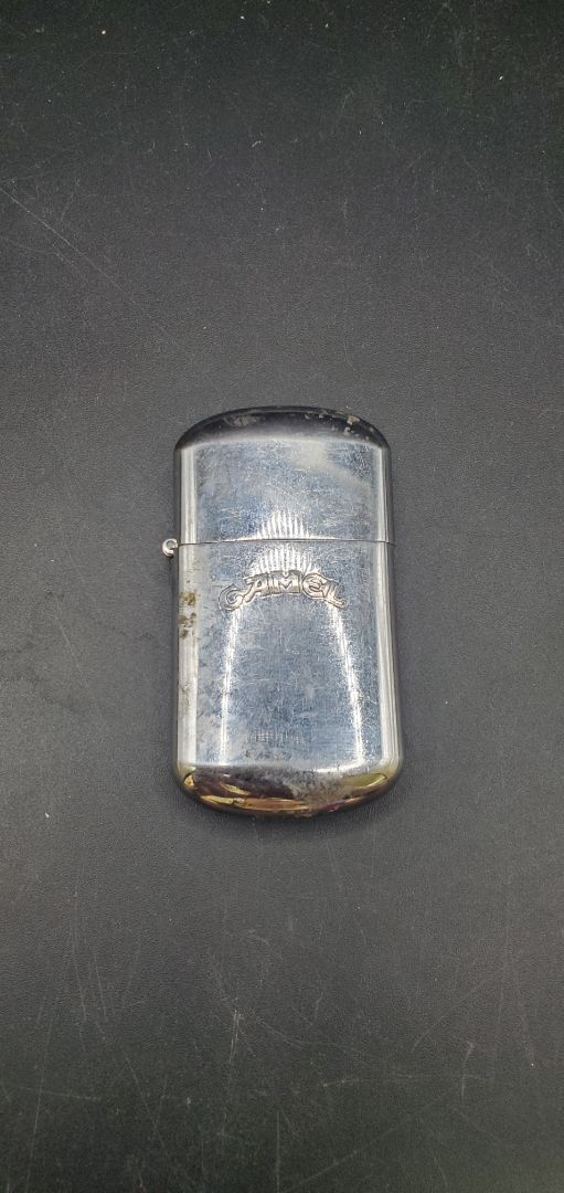 Camel Lighter (No Fluid)