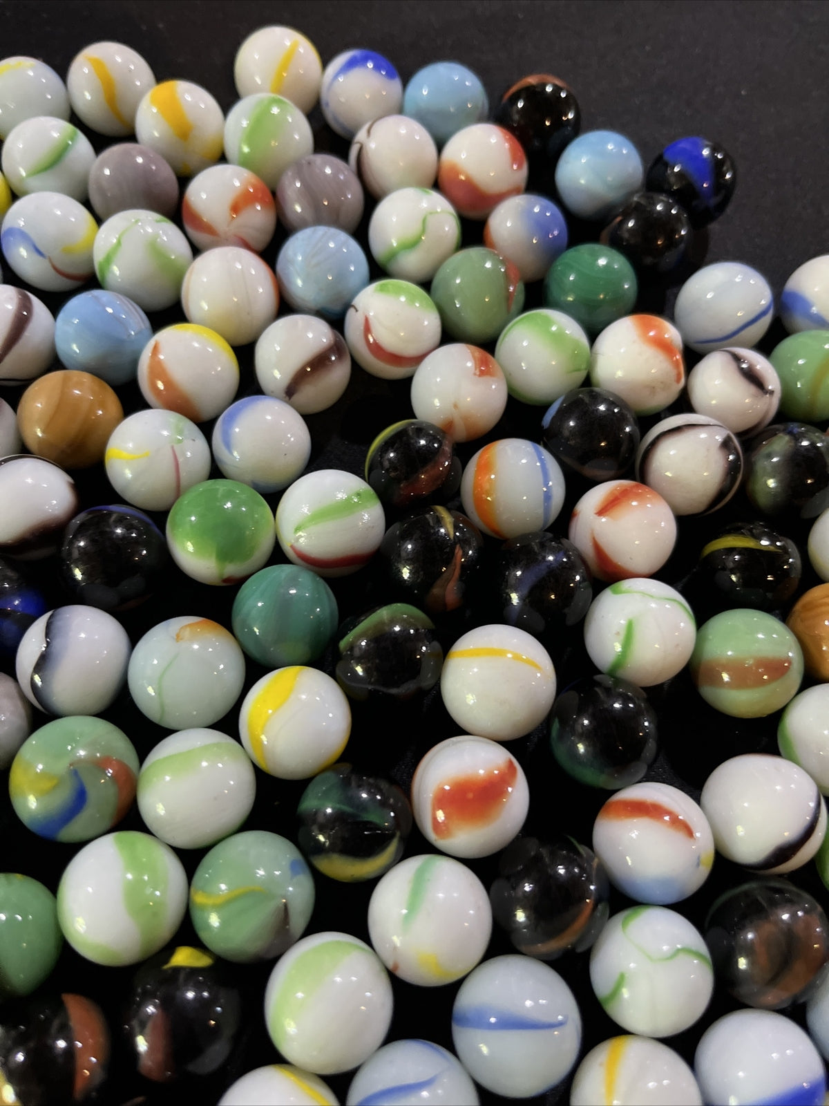 Marbles Over 200 Vintage 1945