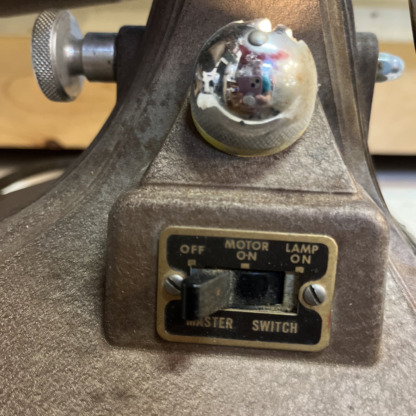 MOVIE PROJECTOR (KEYSTONE) works! ~BEAUTIFULLY DESIGNED Regal K109 8mm