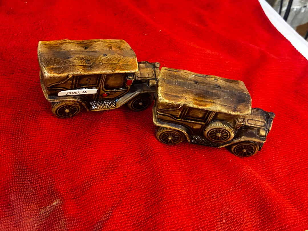 Vintage car shakers
