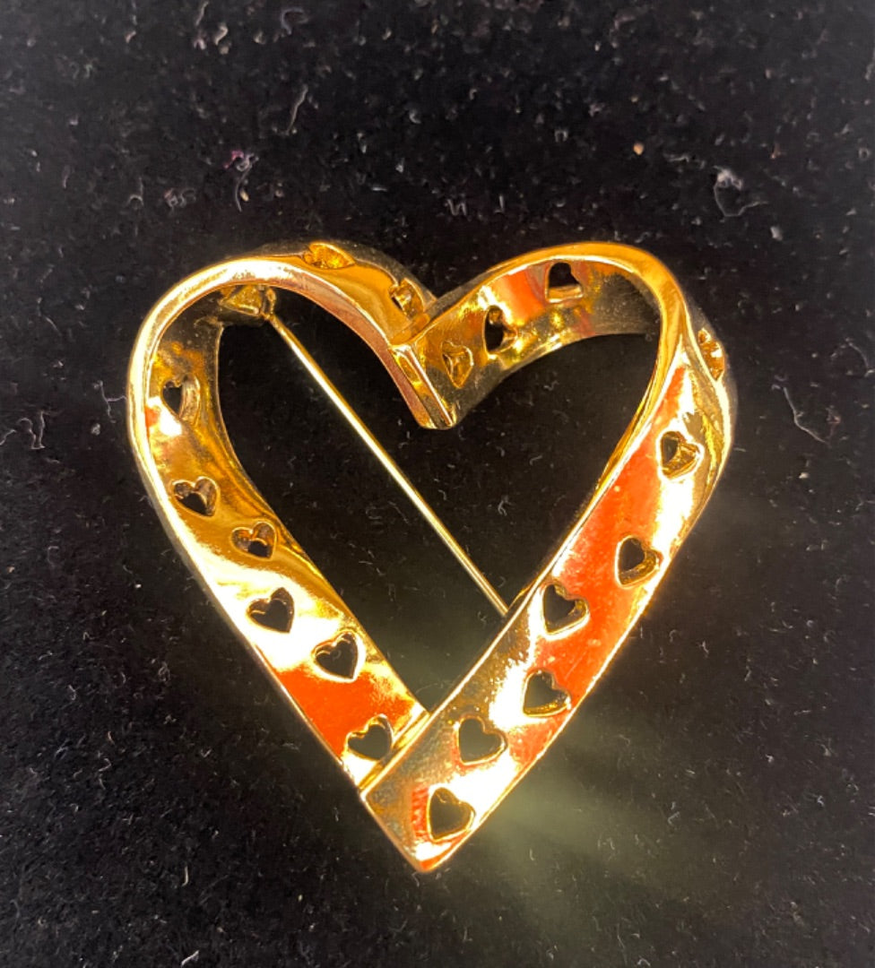 Vintage Avon Heart Brooch Gold Toned