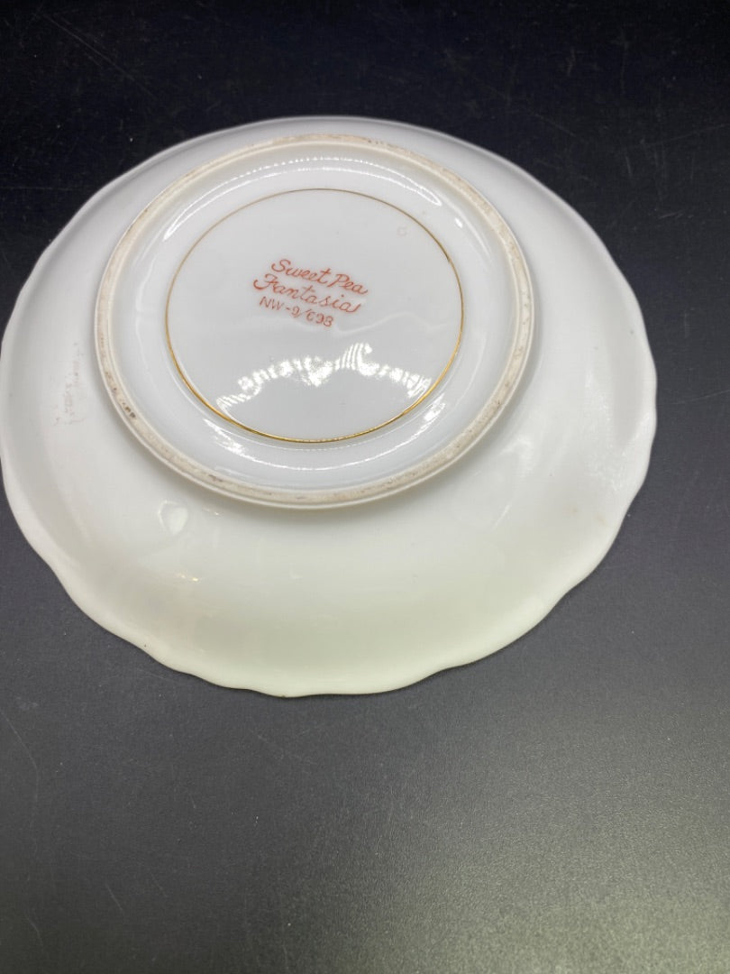 Teacup & Saucer