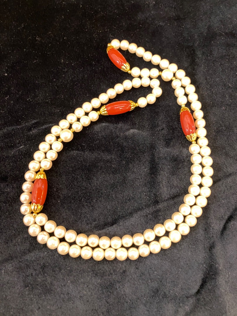 Avon Pearl 1988