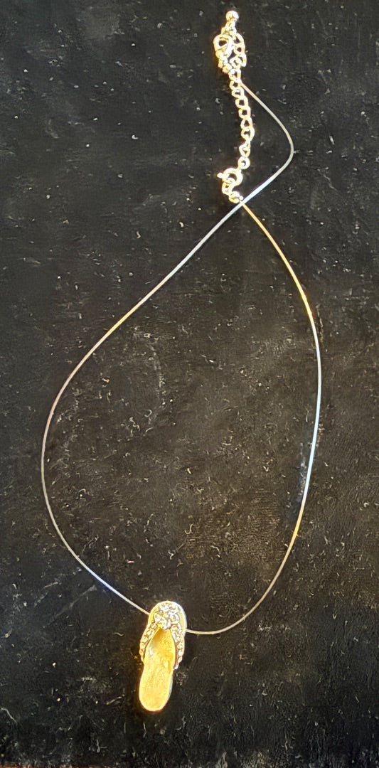 Simple Sandle Necklace