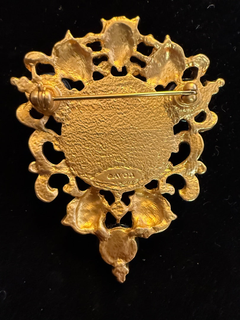 VTG Avon Lions Head Brooch