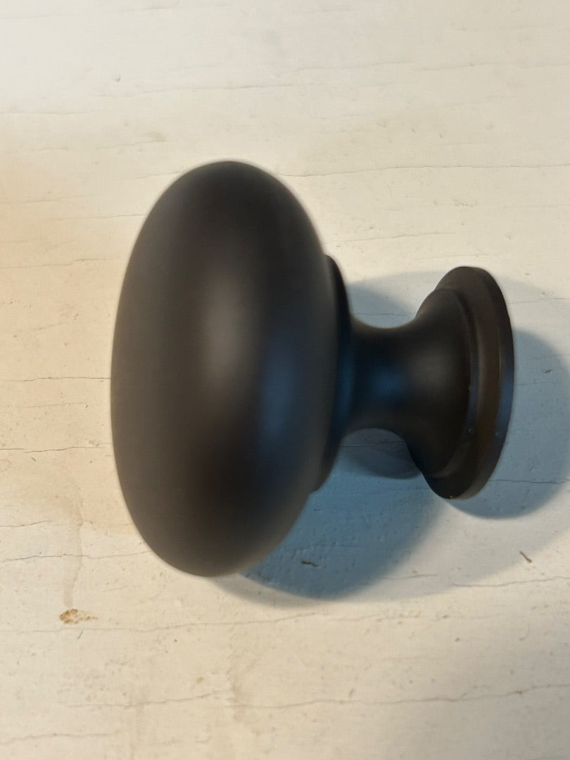 Cabinet or drawer knob