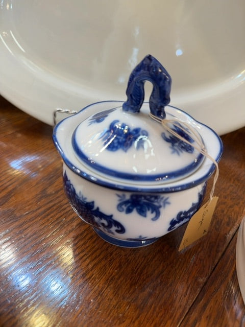 Sugar bowl