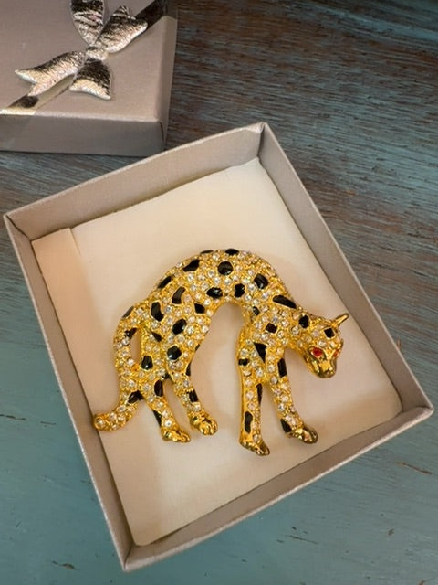 1980’s leopard pin