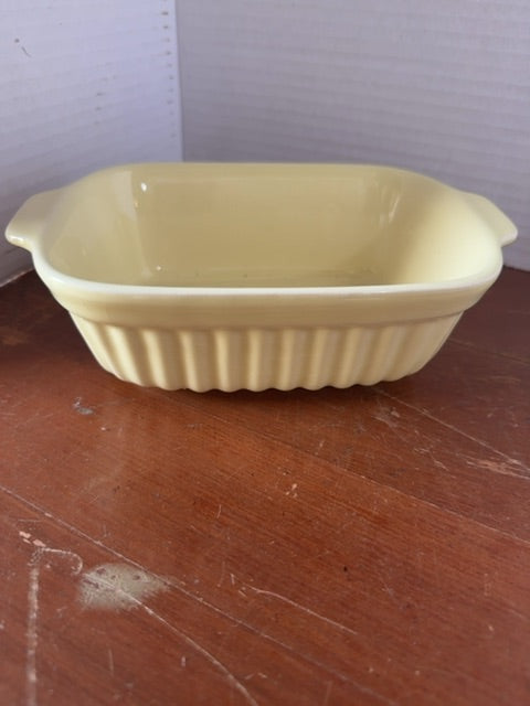 Yellow baking dish
