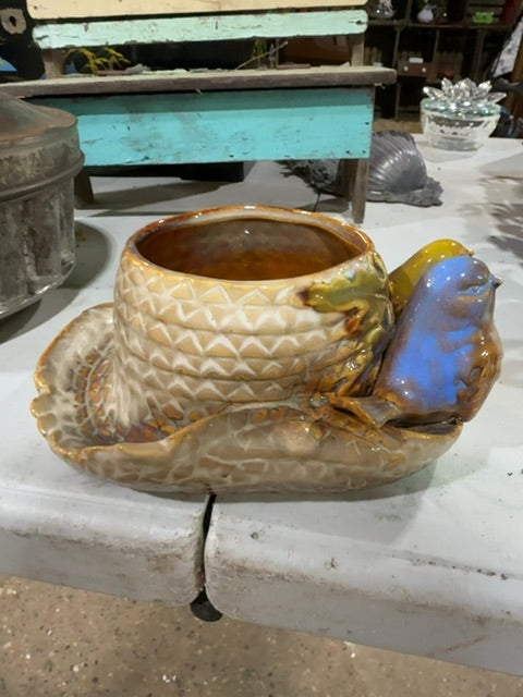 Bird planter
