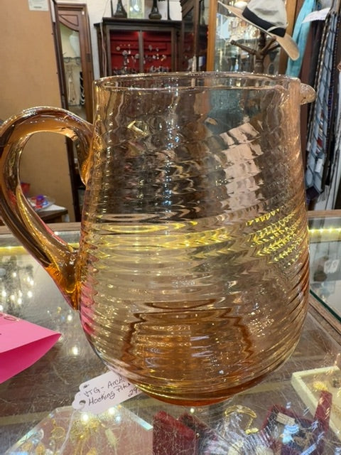 Anchor hocking pitcher