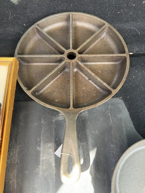 Cast iron skillet cornbread