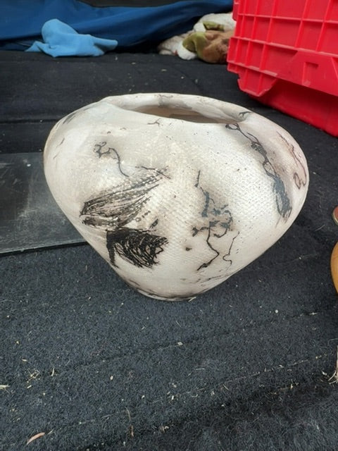 HM horsehair pottery