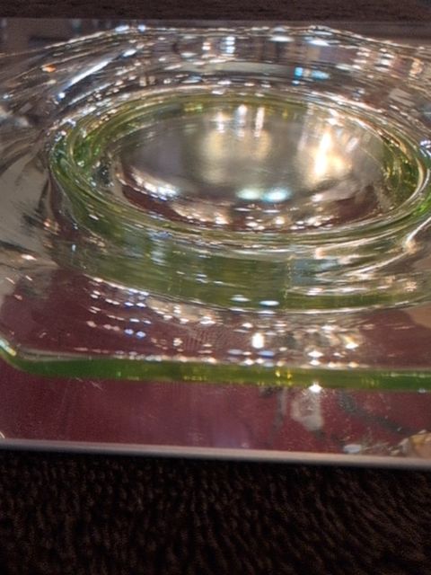 Octagonal uranium glass plate