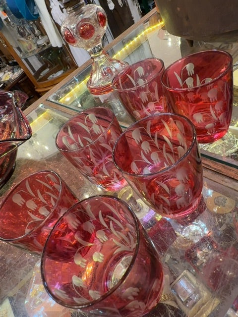 Vtg cranberry etched glasses