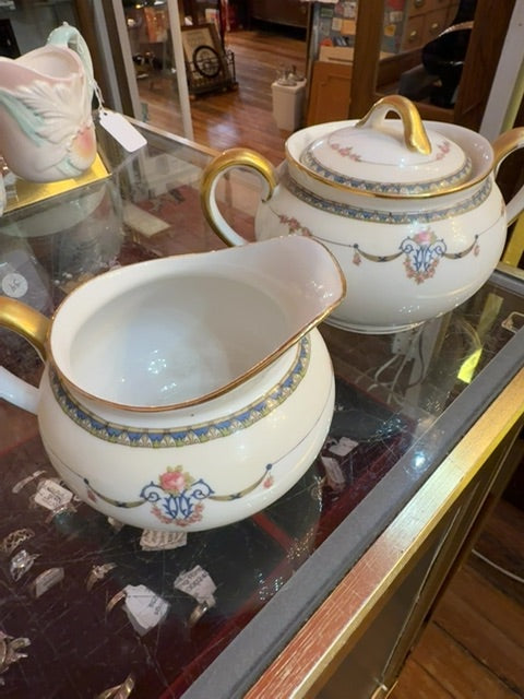 Noritake cr & sugar