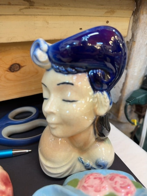 Royal Copley lady