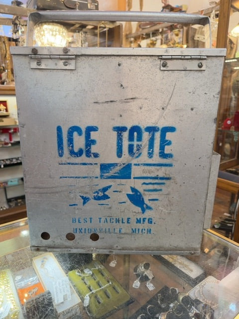 Ice fishing tote