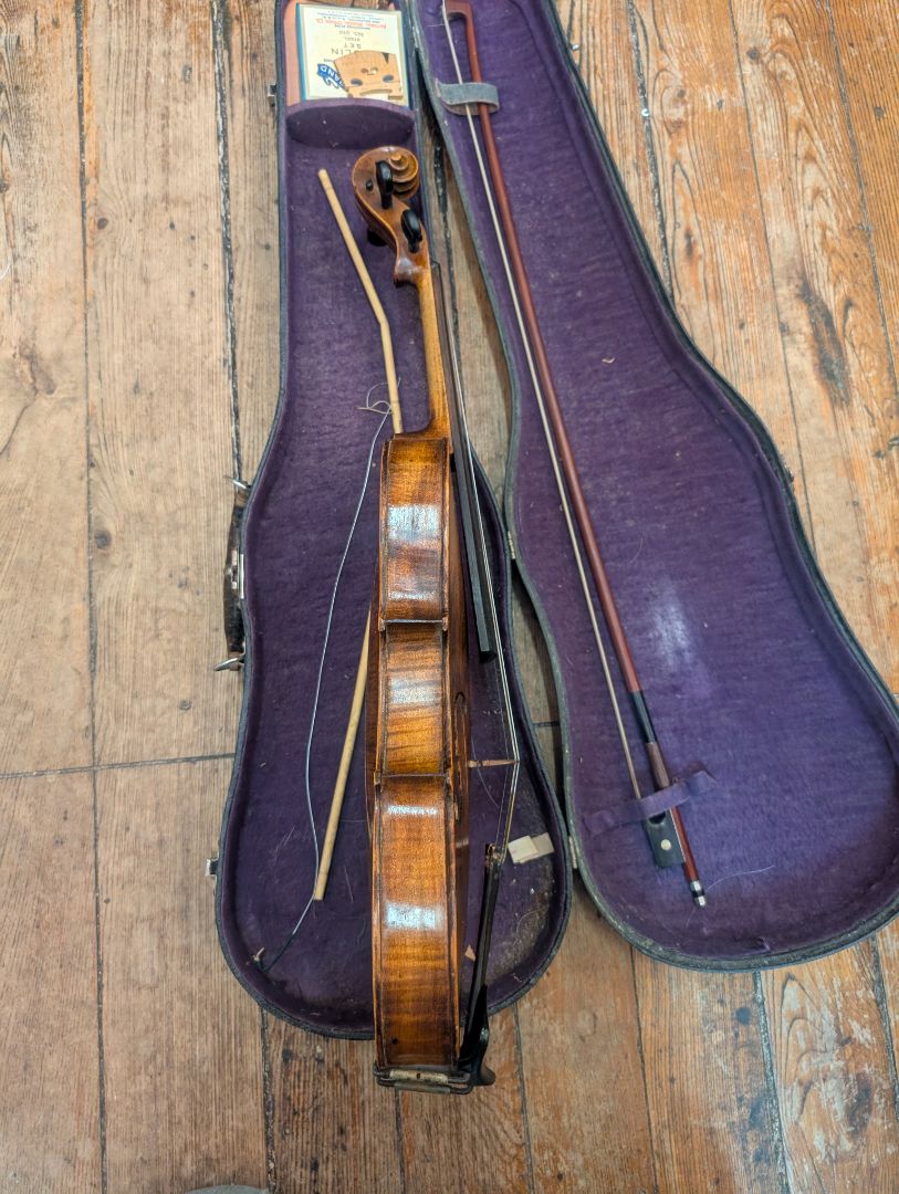 Carl Vulzar violin German made for trade