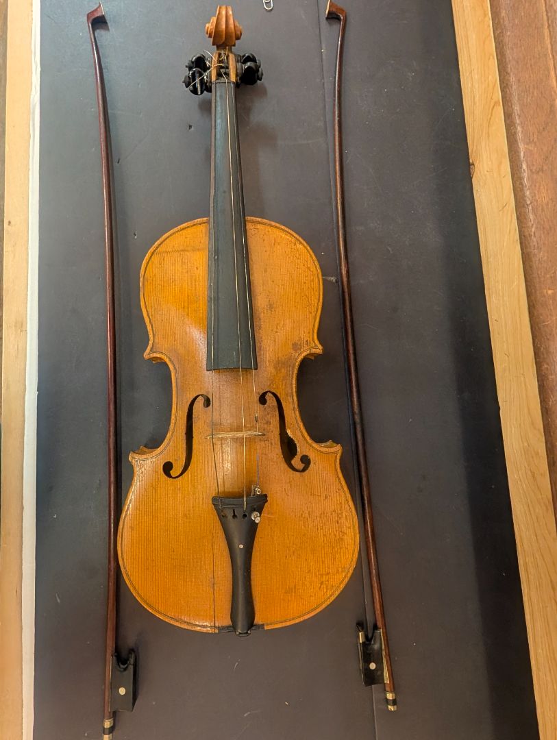 Turn of the century wall hanger German violin