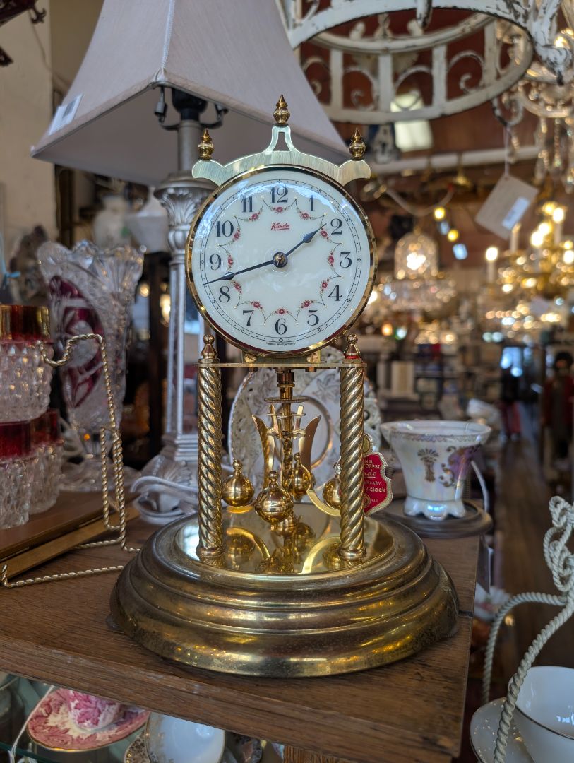 kundo anniversary clock