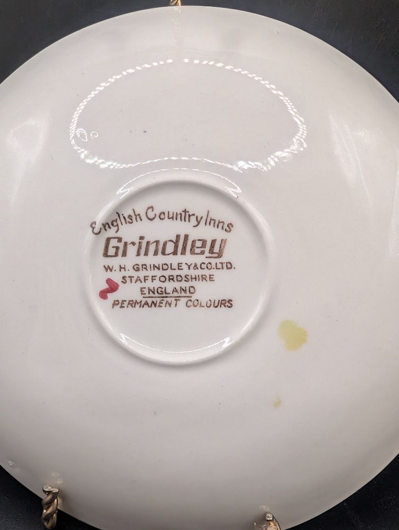 Grindley English country inns painted tea cup plate