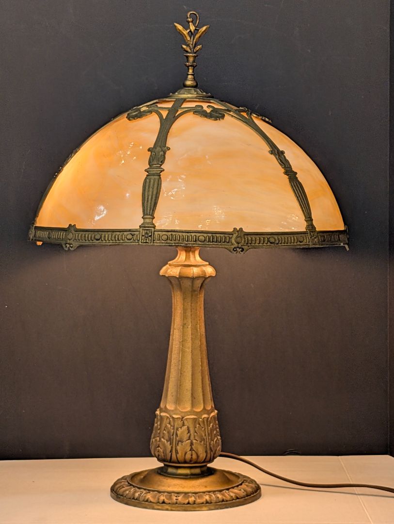 Miller 6 Pane Slag Glass Lamp