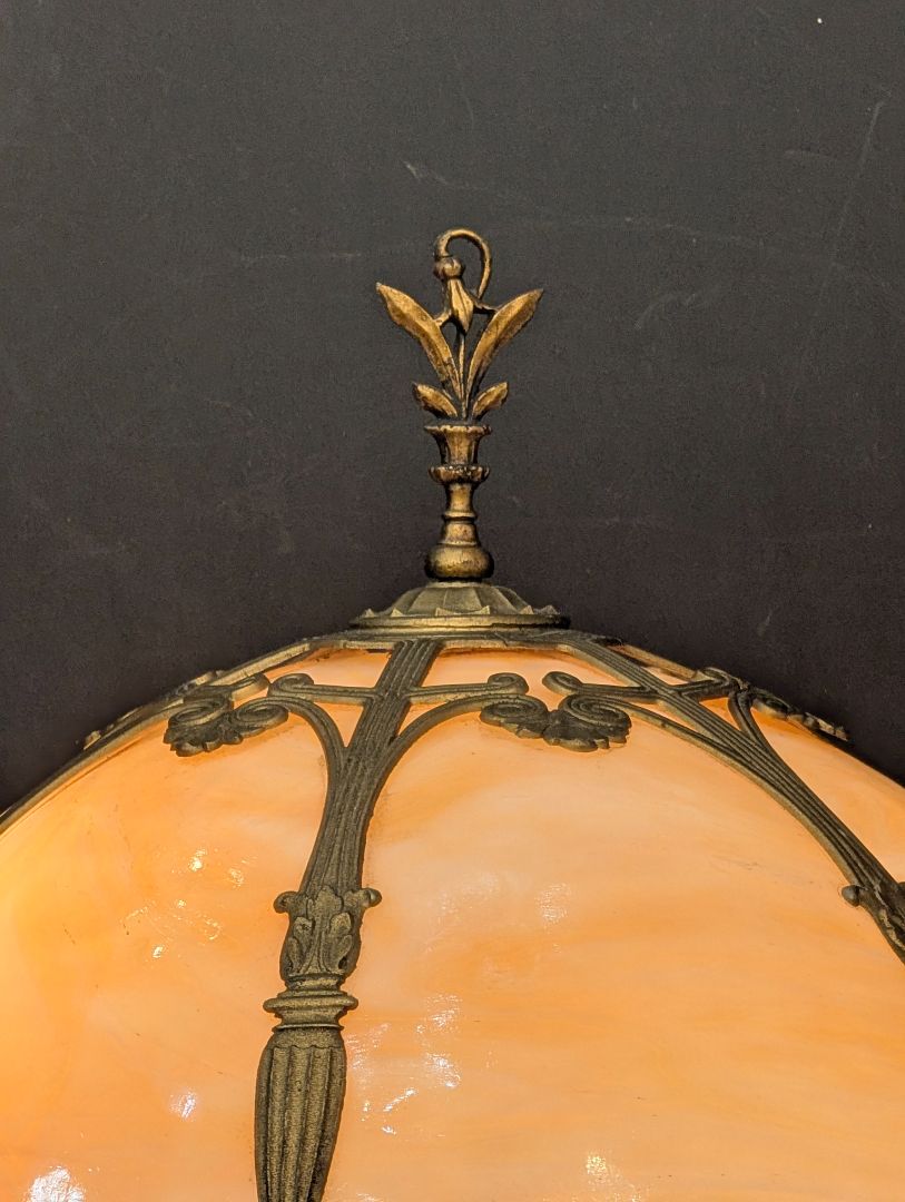 Miller 6 Pane Slag Glass Lamp