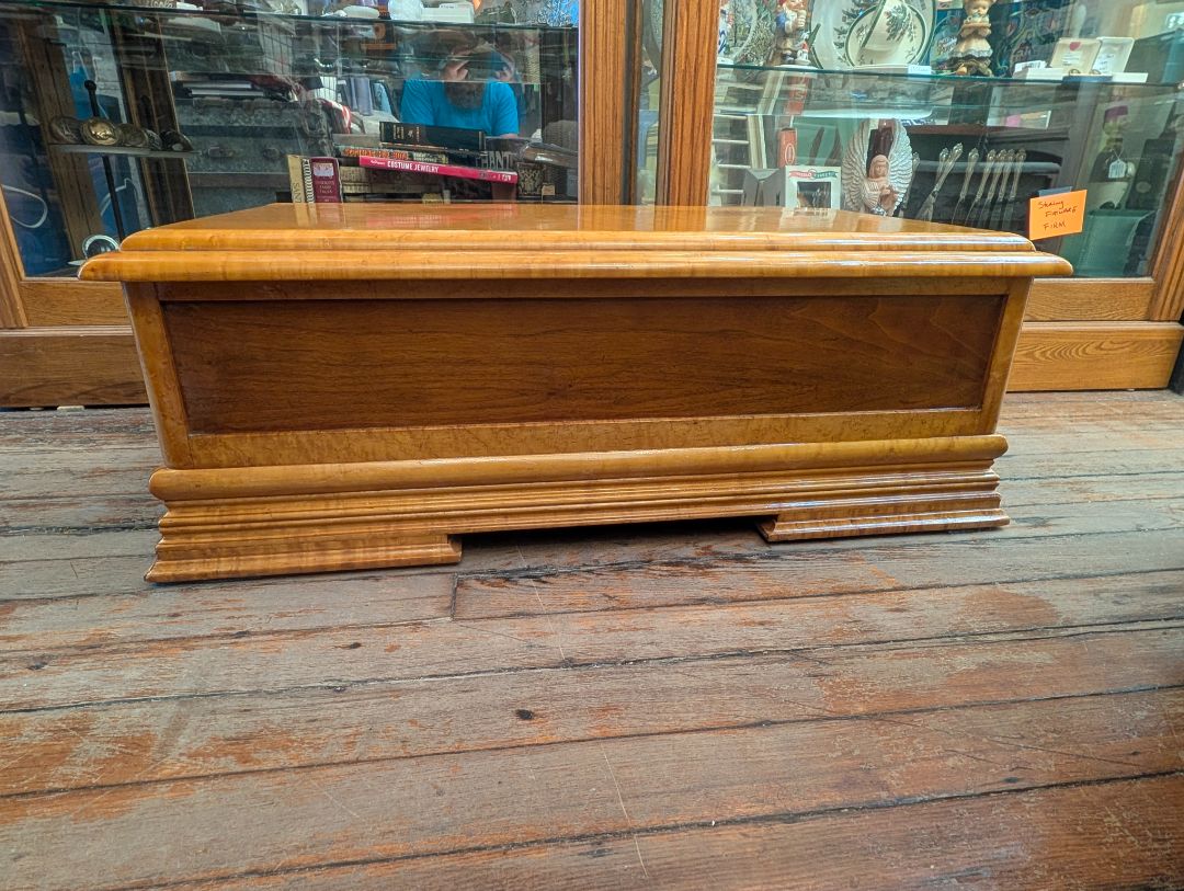 art Deco, Birdseye maple and walnut cedar chest