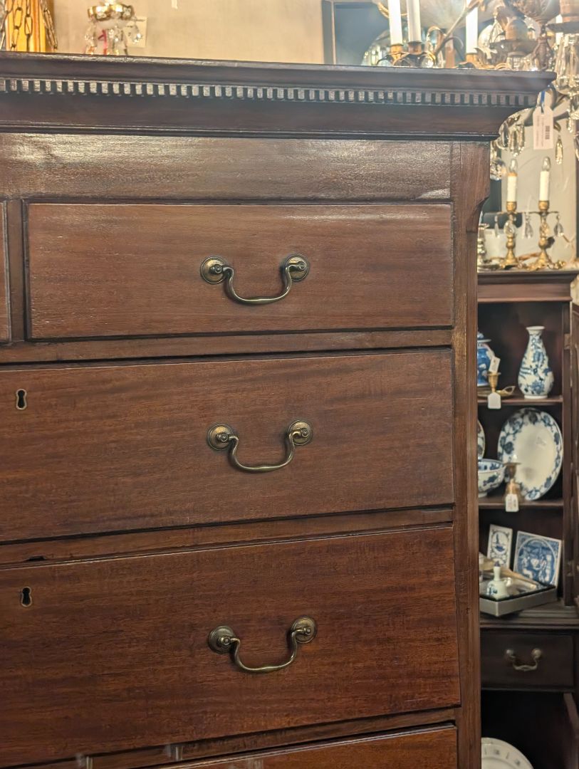 1760 to 1780 English highboy made in Lancaster region mahogany