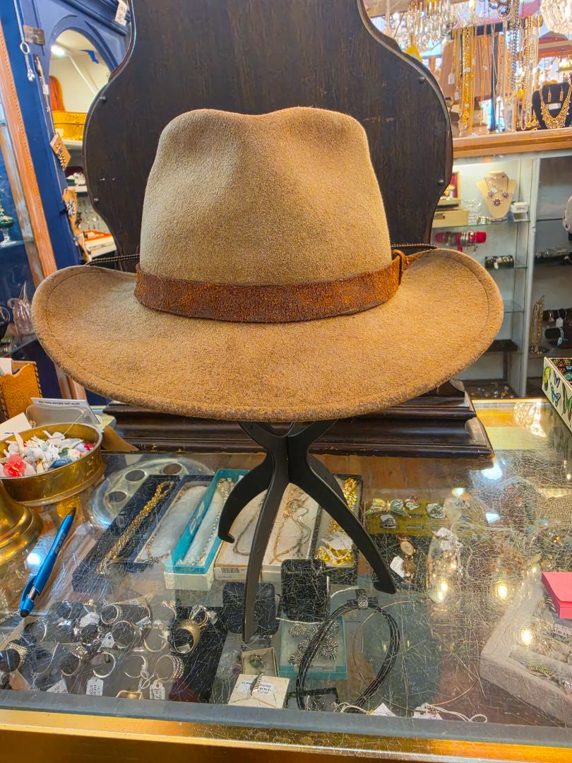 Flexfelt Hat with adjustable chin strap
