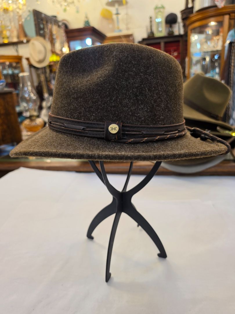 Dorfman Hat Co. Polyester hat