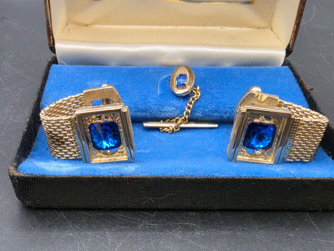 Swank Cufflink & Tie Tack Set