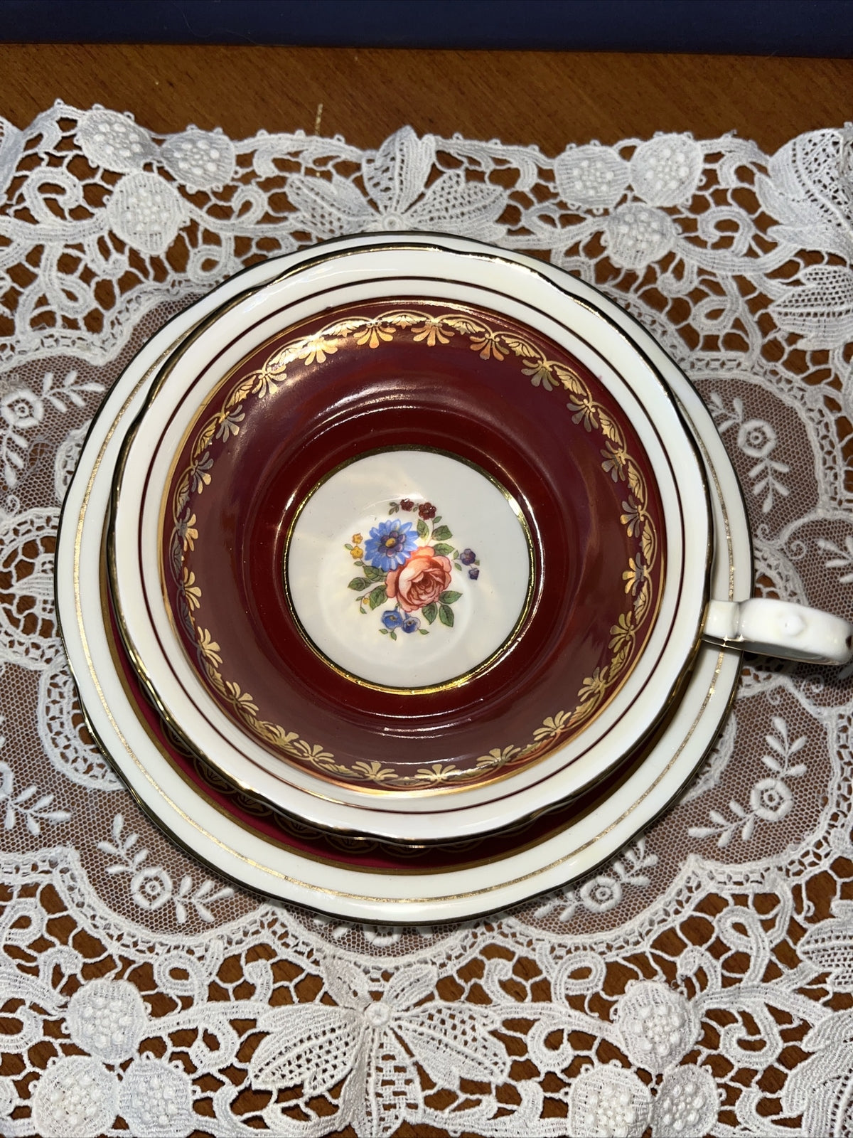 Vintg JOHN AYNSLEY Bone China England Ruby Red Floral Center #C882 Set Cup&Sauce