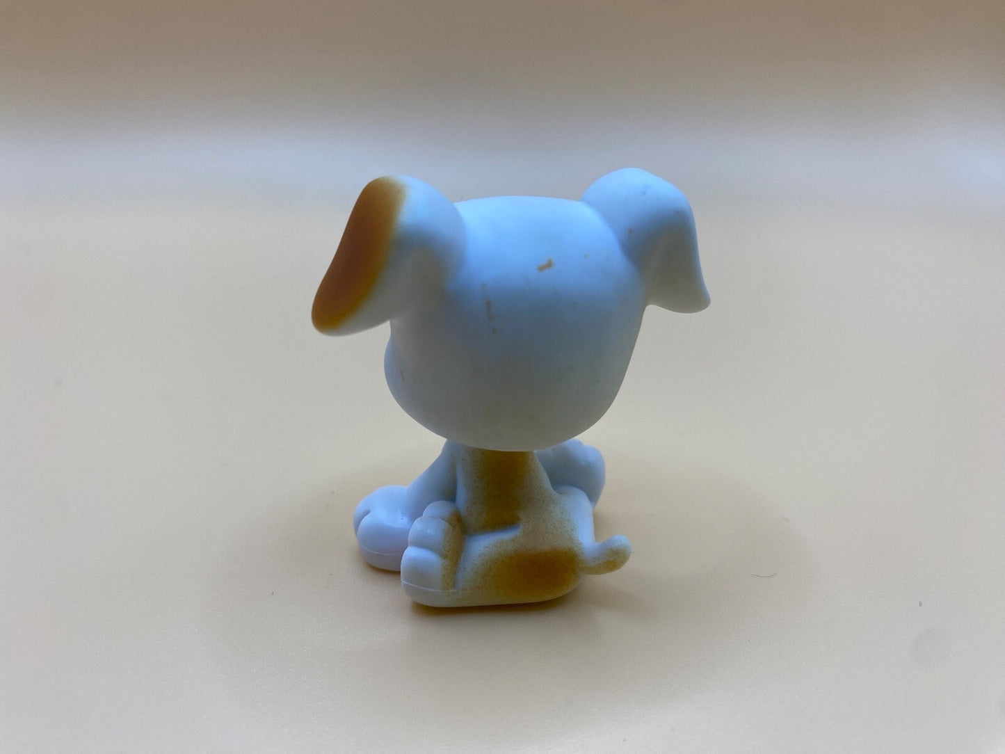 Littlest Pet Shop #84 Boxer Puppy Sitting Dog Authentic LPS Animal Figure