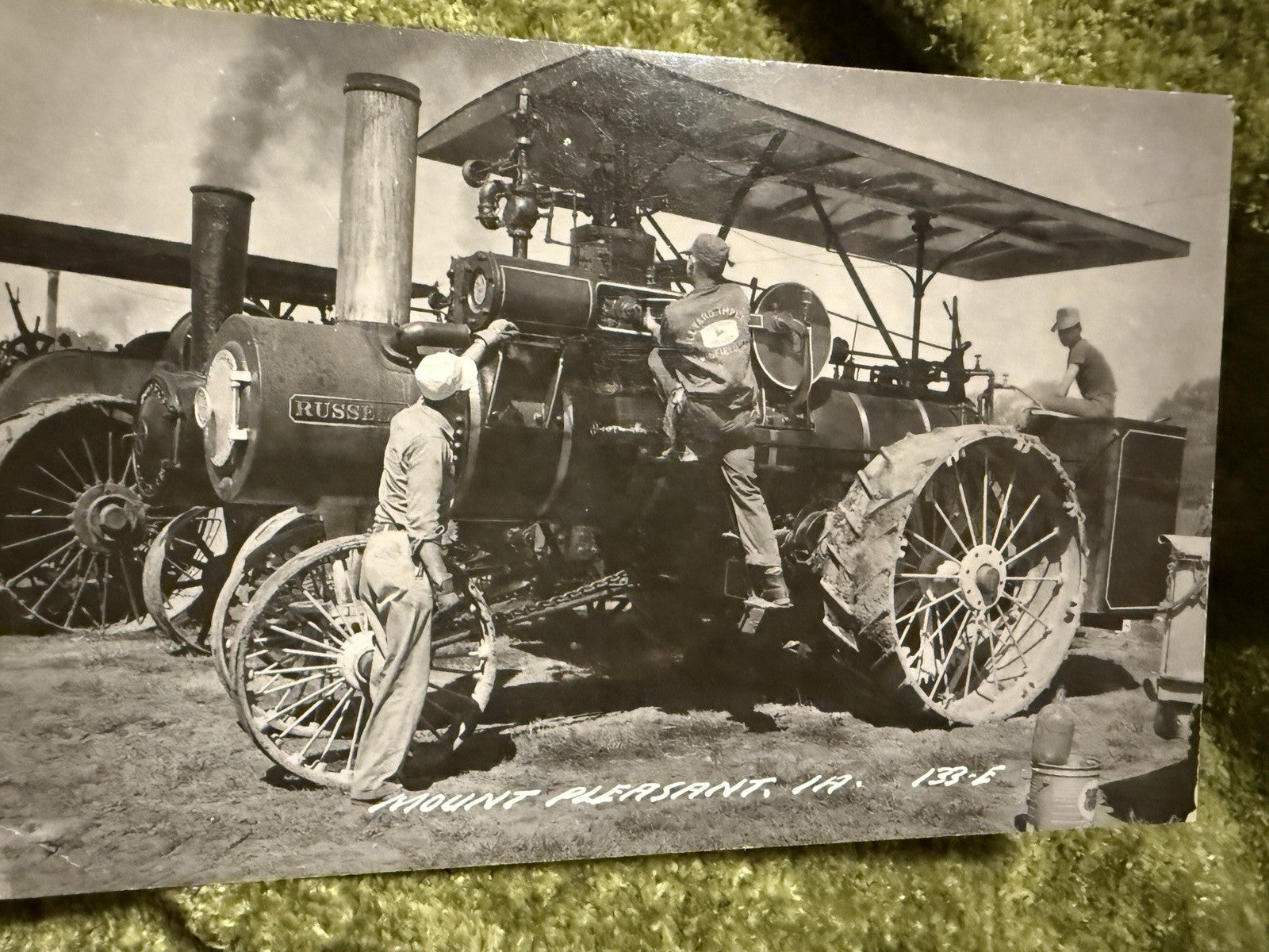 RPPC Real Photo Russell Steam Engine MT PLEASANT IOWA RPPC OLD TRACTOR 133-E