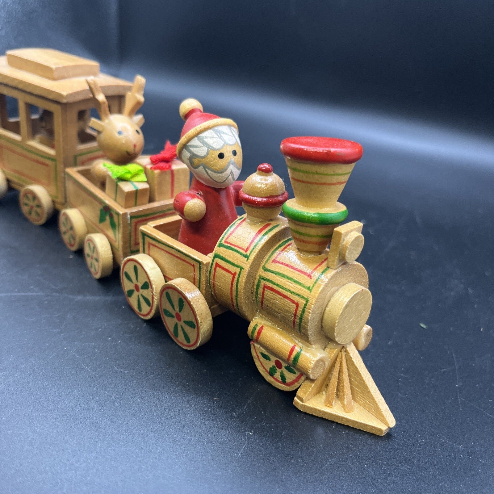 Vintage 1984 R. Dakin & Co. Wooden Santa Train
