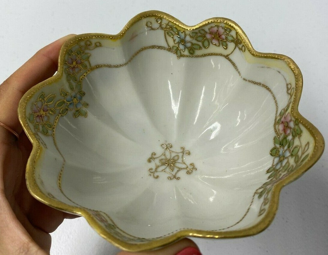 Footed Nippon Fruit Berry Bowl Hand Painted gold embossed detail 