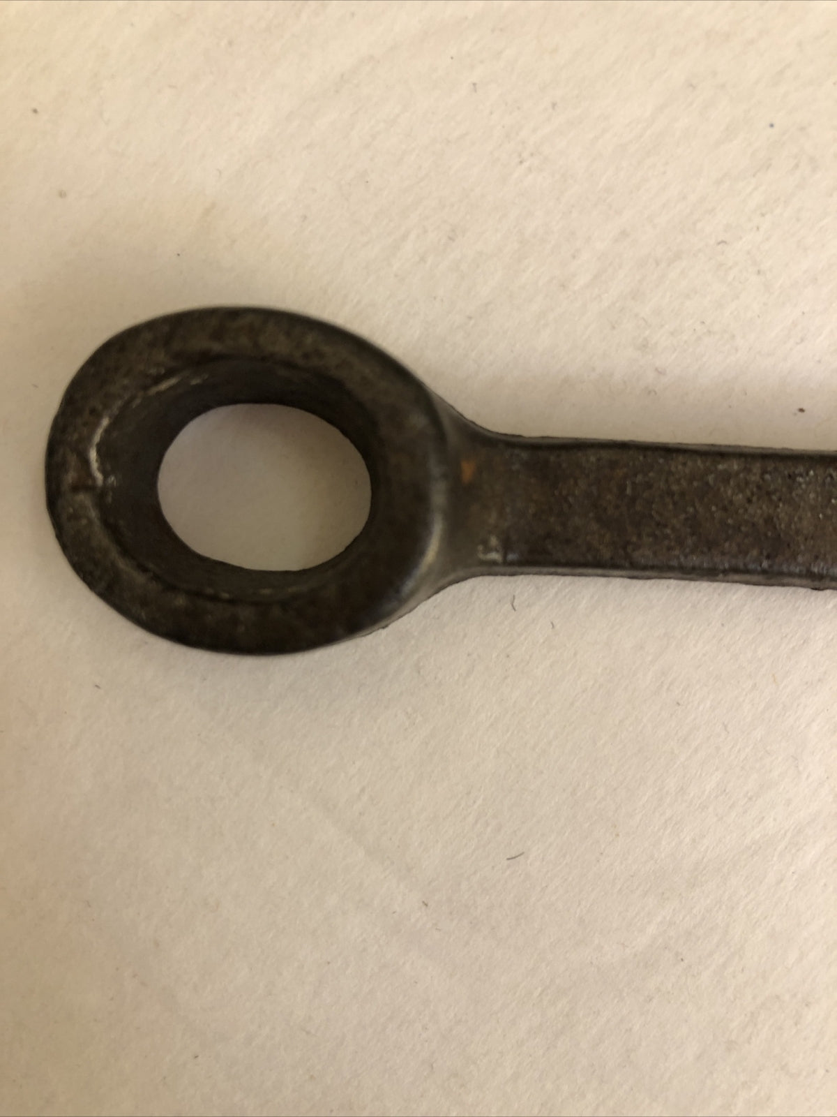 Vintage metal Tool No 21 round  Wrench ?