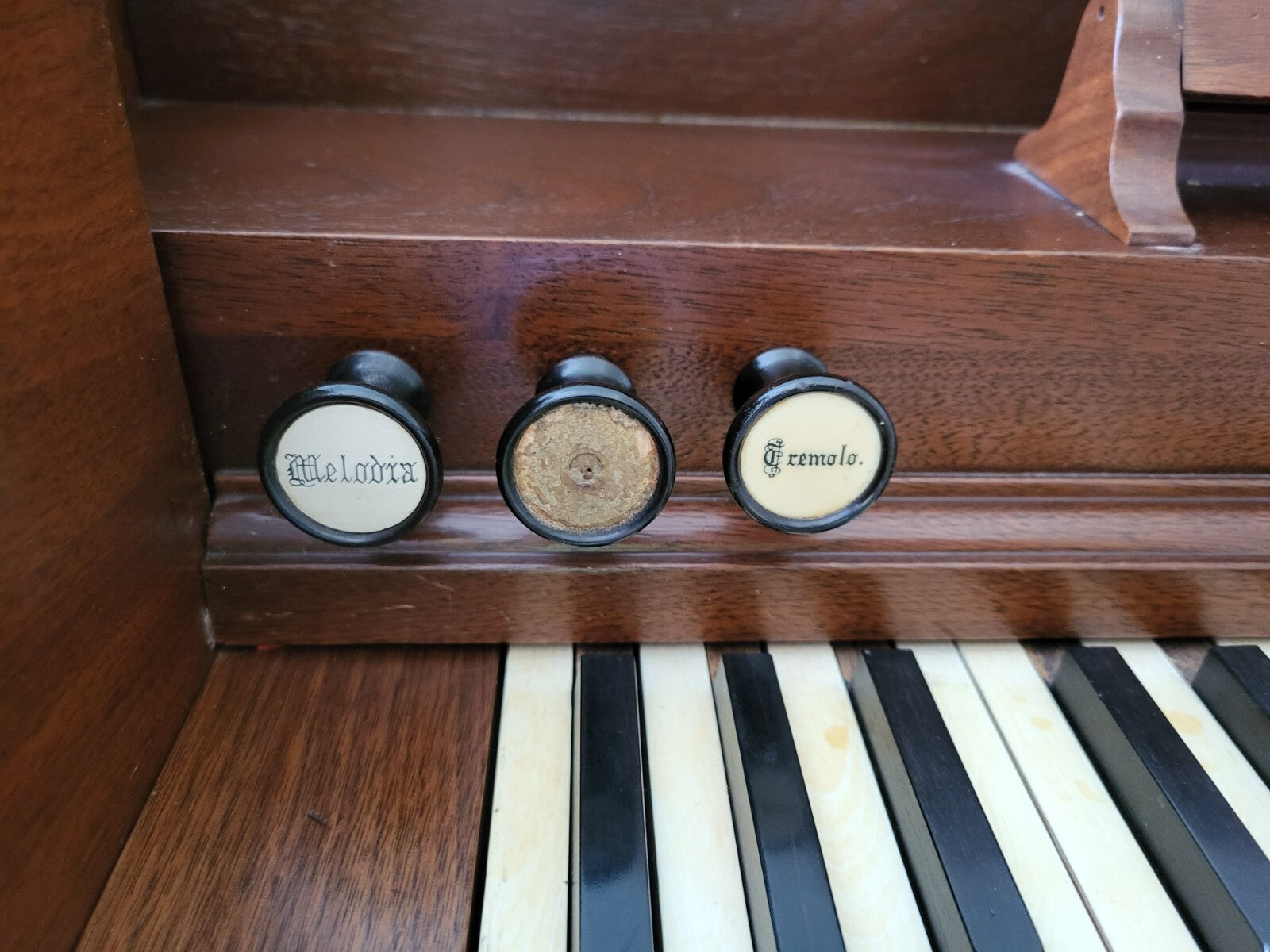1871 Antique Estey reed organ