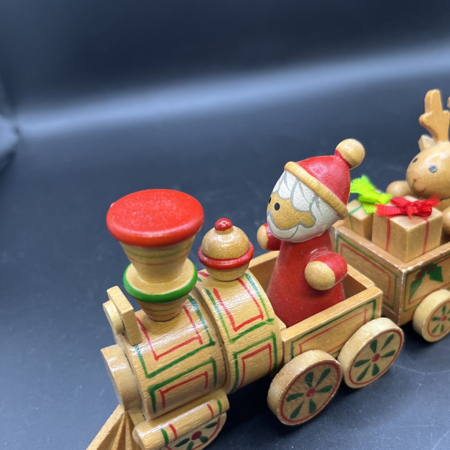 Vintage 1984 R. Dakin & Co. Wooden Santa Train