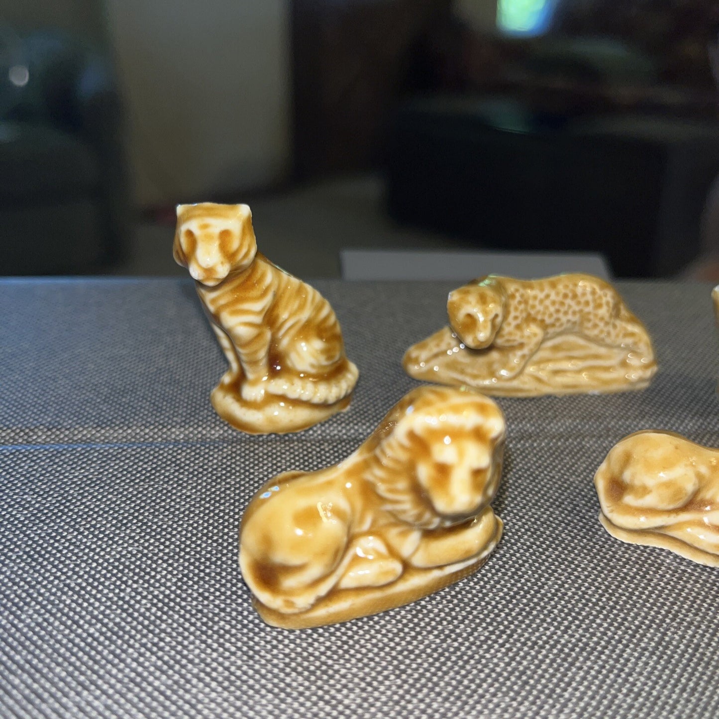 Wade Whimsy  5 Figurine-Resting Lion,lion, Cheetah,tiger, Leopard