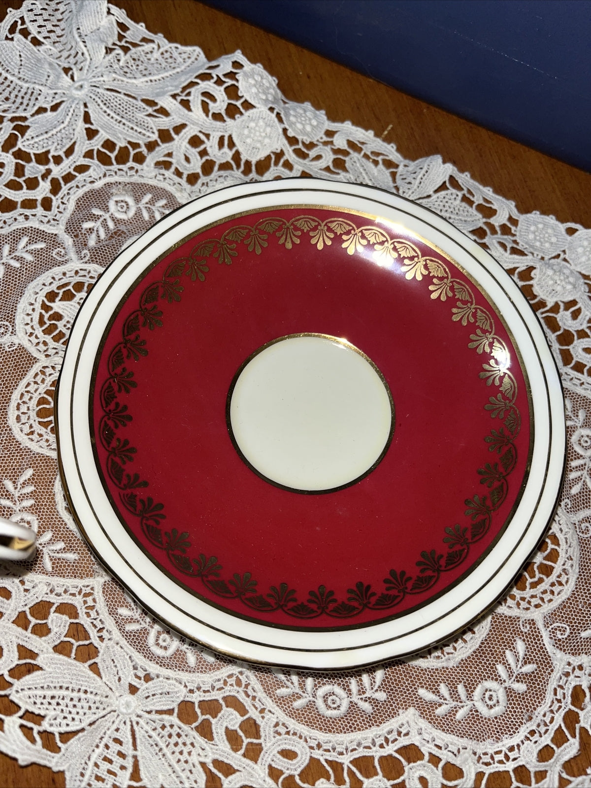 Vintg JOHN AYNSLEY Bone China England Ruby Red Floral Center #C882 Set Cup&Sauce