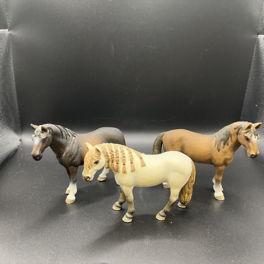 3-Schiech Horse Figure Figurine