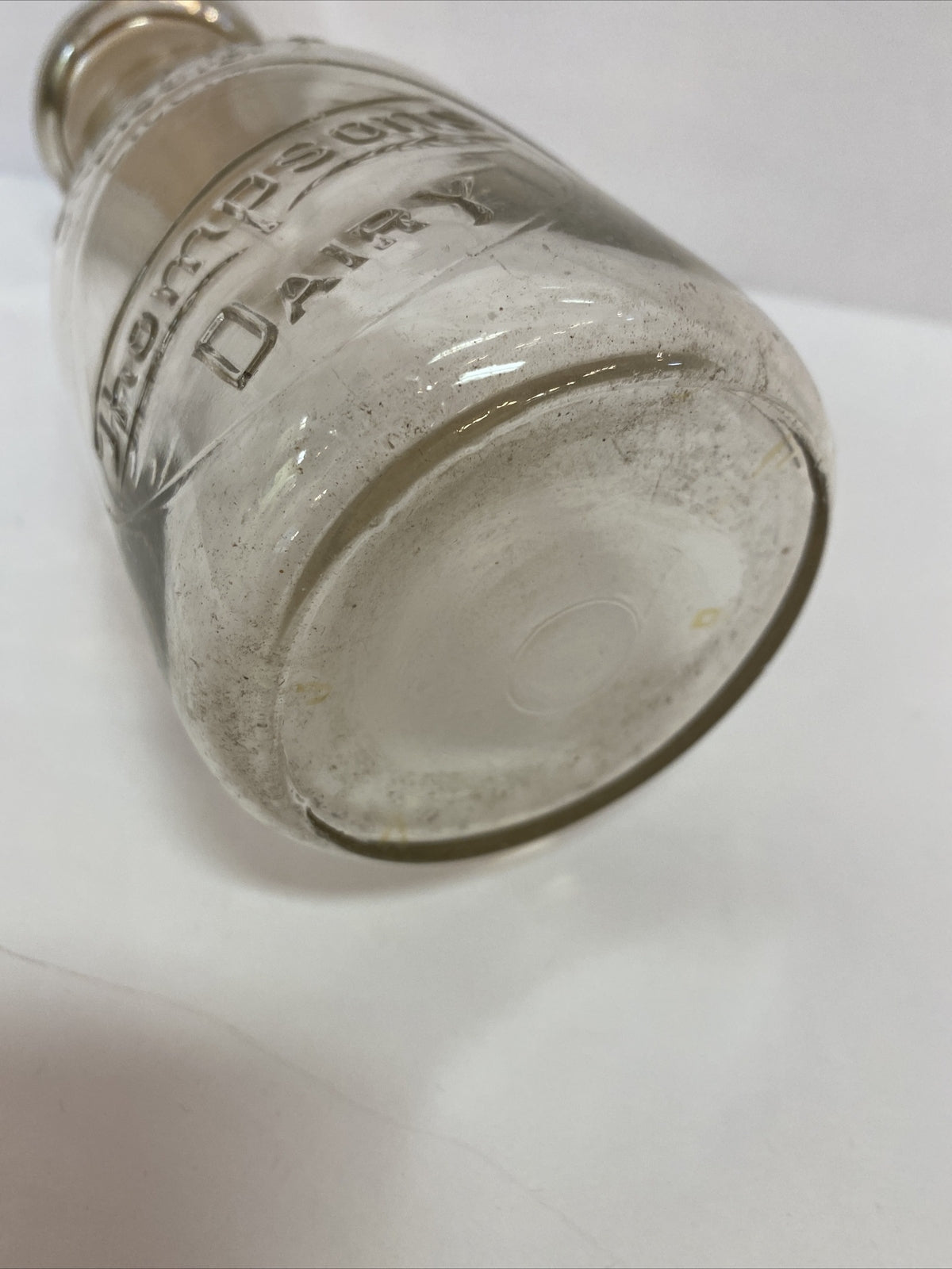 Thompsons Dairy Milk Co Pint Michigan MI Mich Bottle 