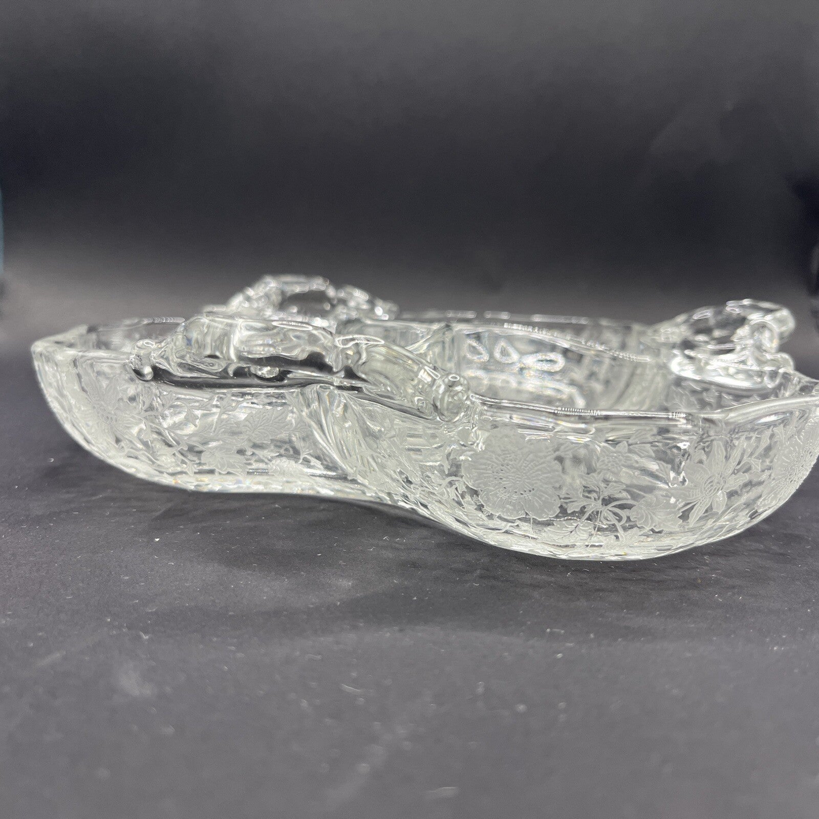 CAMBRIDGE ART GLASS UNIQUE THREE HANDLED THREE PART CANDY DISH