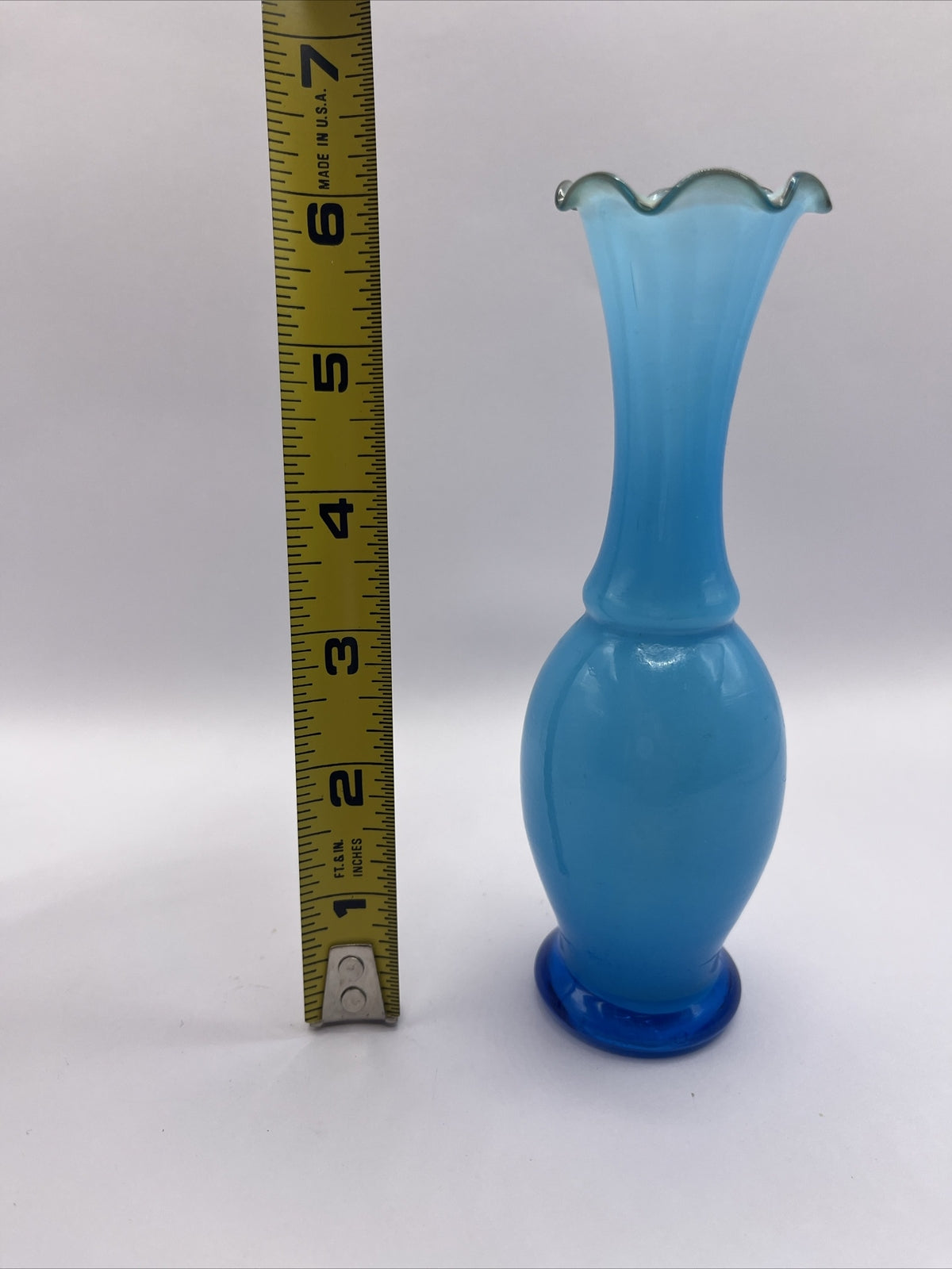 Beautiful Vintage Glass  Turquoise/Mid Blue  Fluted Stem Vase  6”