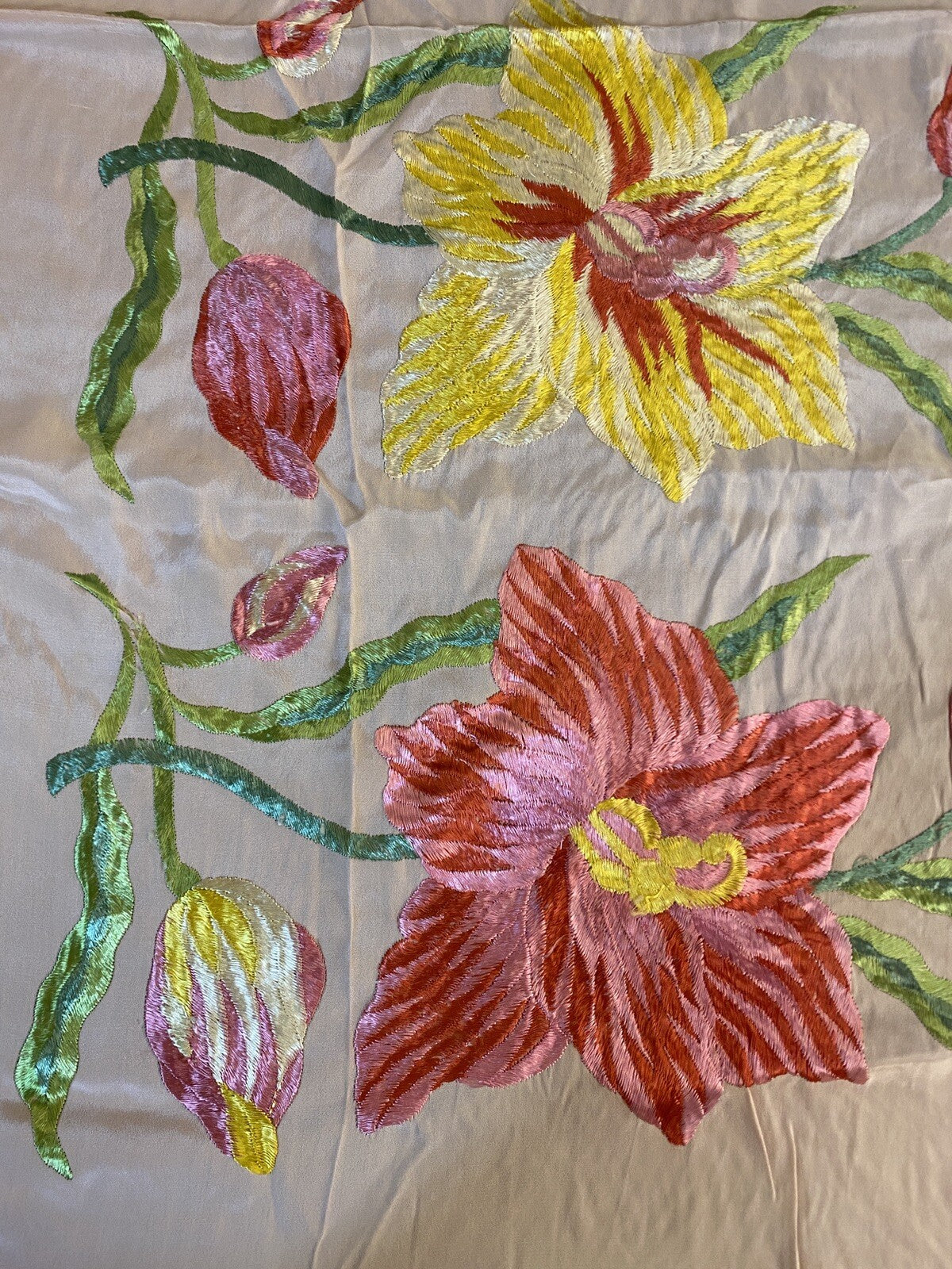 Antique 1920s Pink Silk Embroidered Floral Piano Shawl