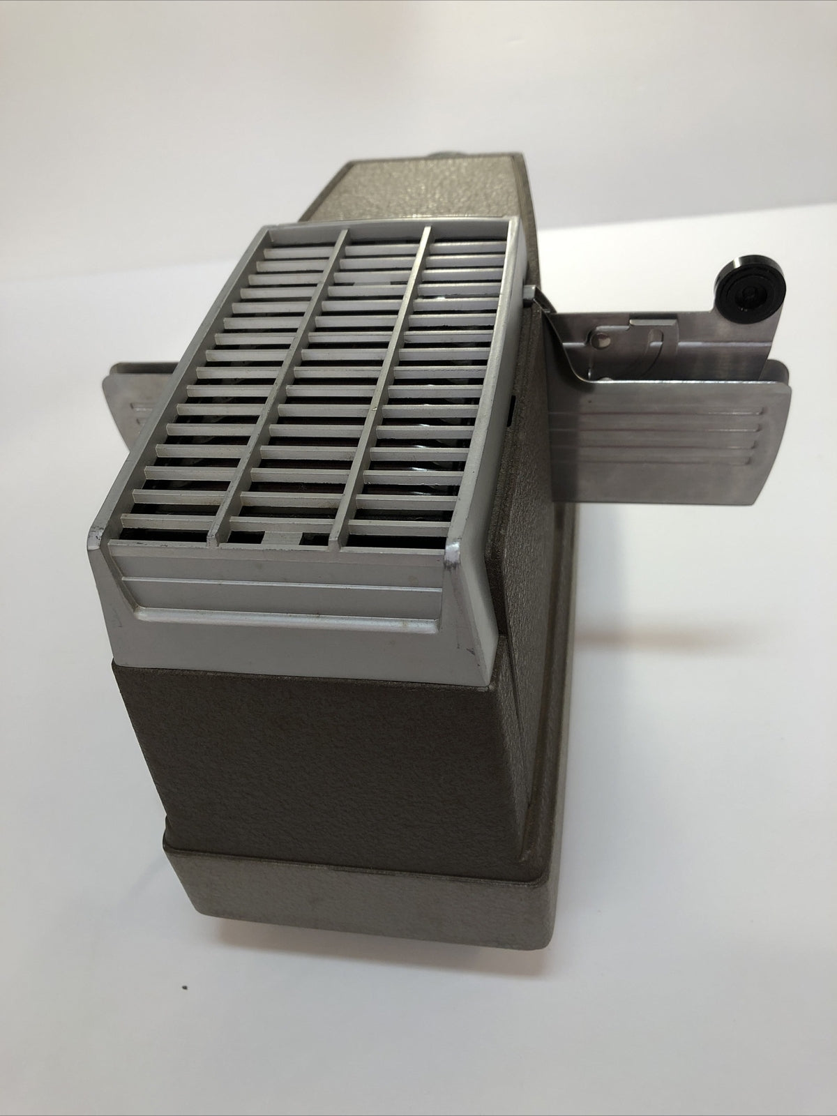 Vintage Bell & Howell Headliner model 707 slide projector 
