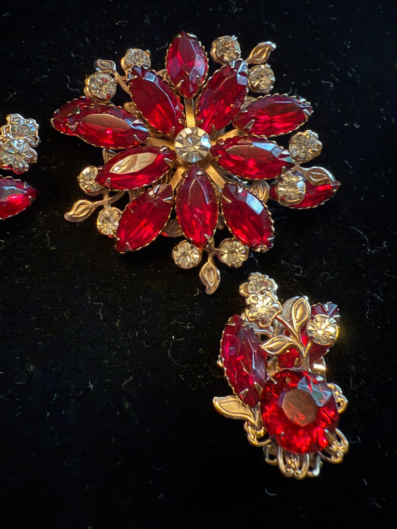 1950's Judy Lee Victorian Brooch Clip Earring Set